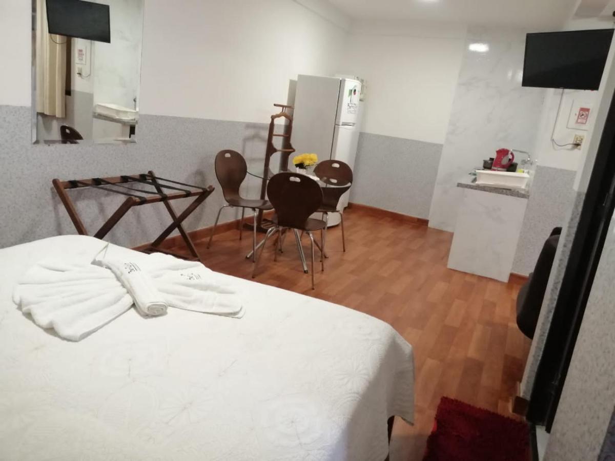 Buen Retiro Aparthotel 2*