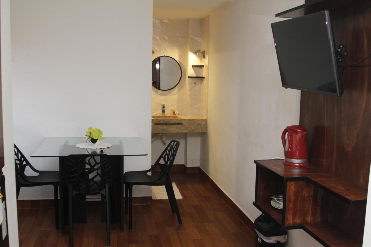 Buen Retiro Aparthotel 2*