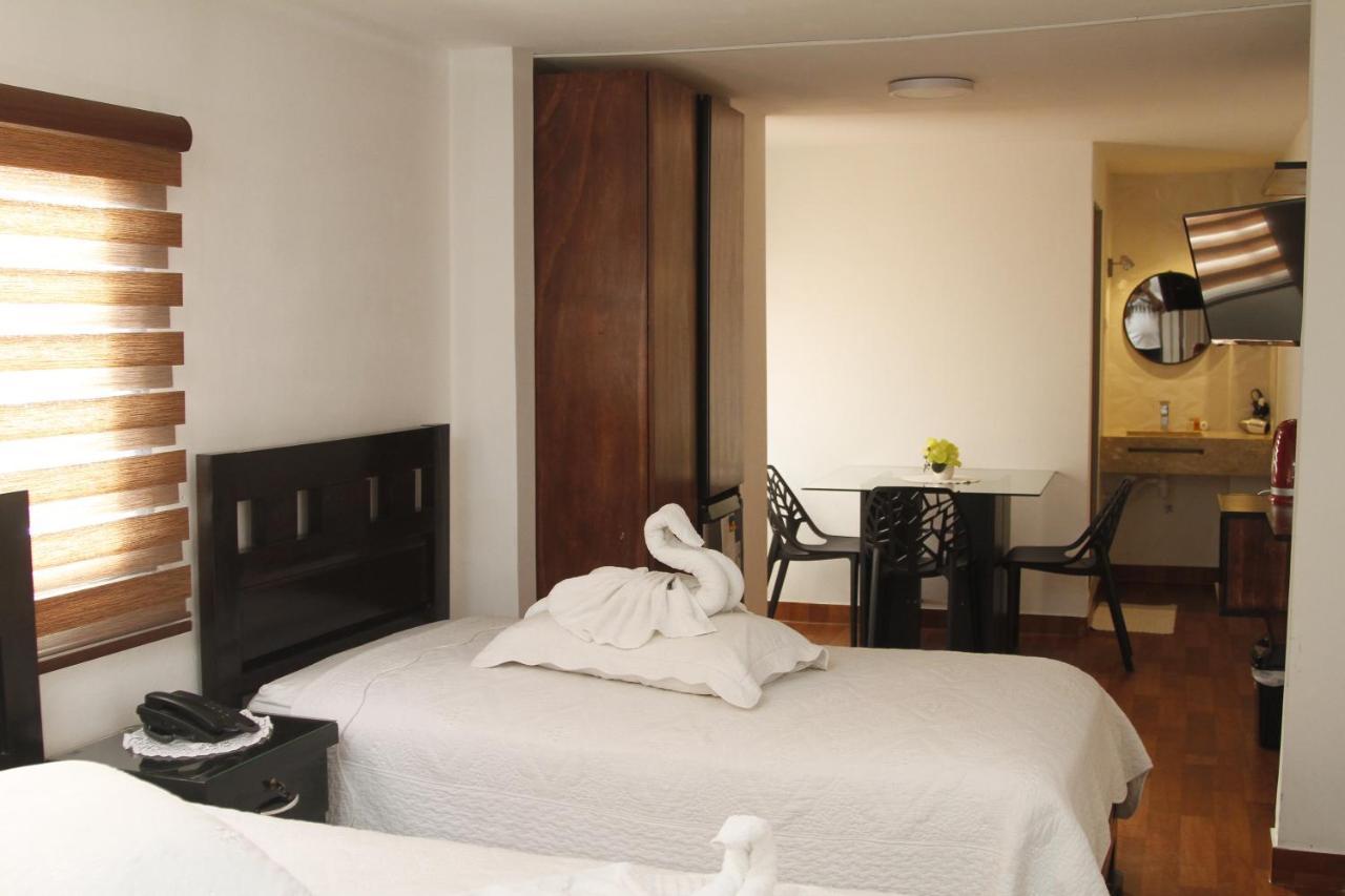 Buen Retiro Aparthotel 2*